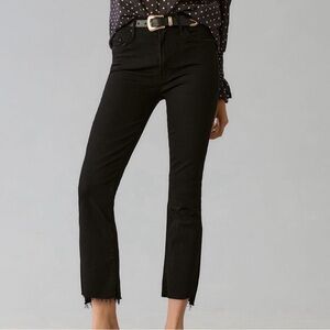 MOTHER The Insider Mid-Rise Crop
Step Fray Jeans